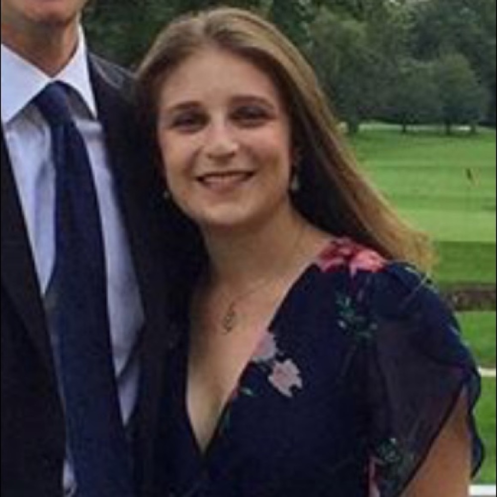 Meet your Posher, Isabel
